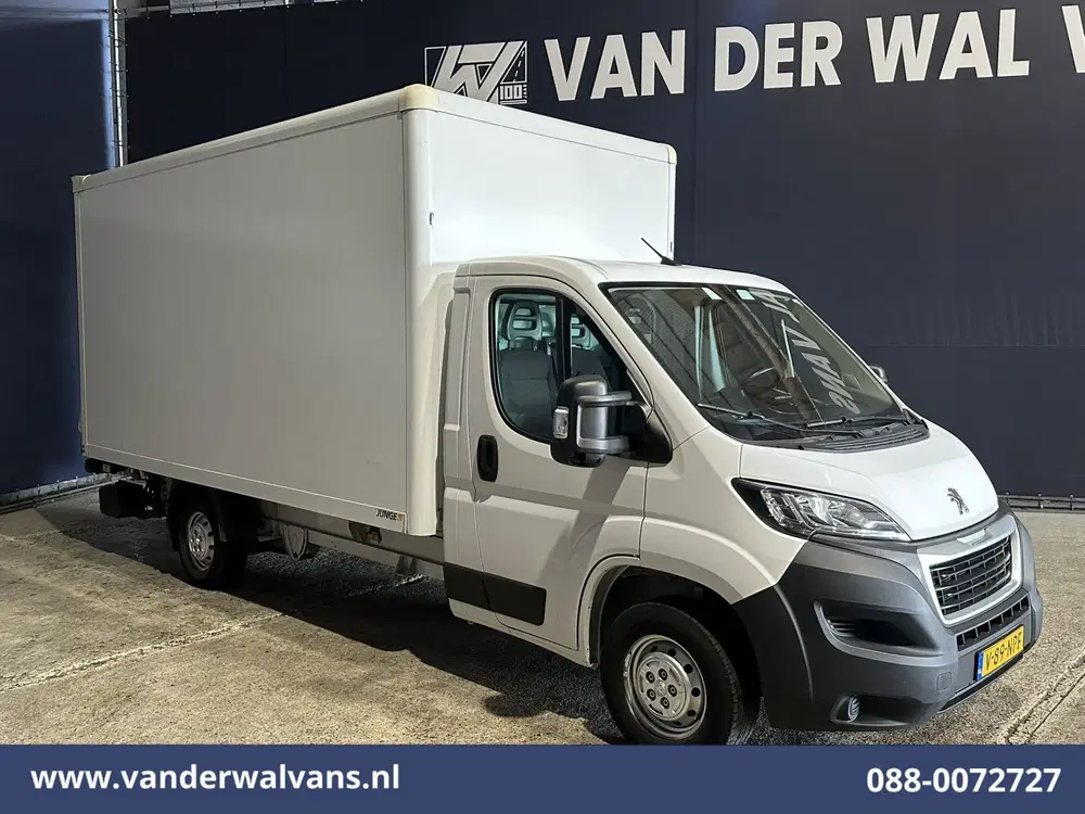 Peugeot Boxer 2.2 BlueHDi 141pk Bakwagen 436cm Lang Laad uit 2022, foto 8