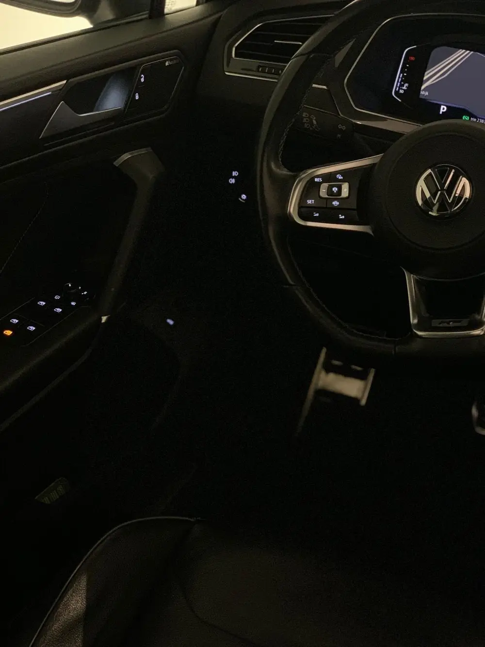Volkswagen Tiguan Allspace 2.0 TSI 4Motion 3XR-Line Full opt uit 2019, foto 10
