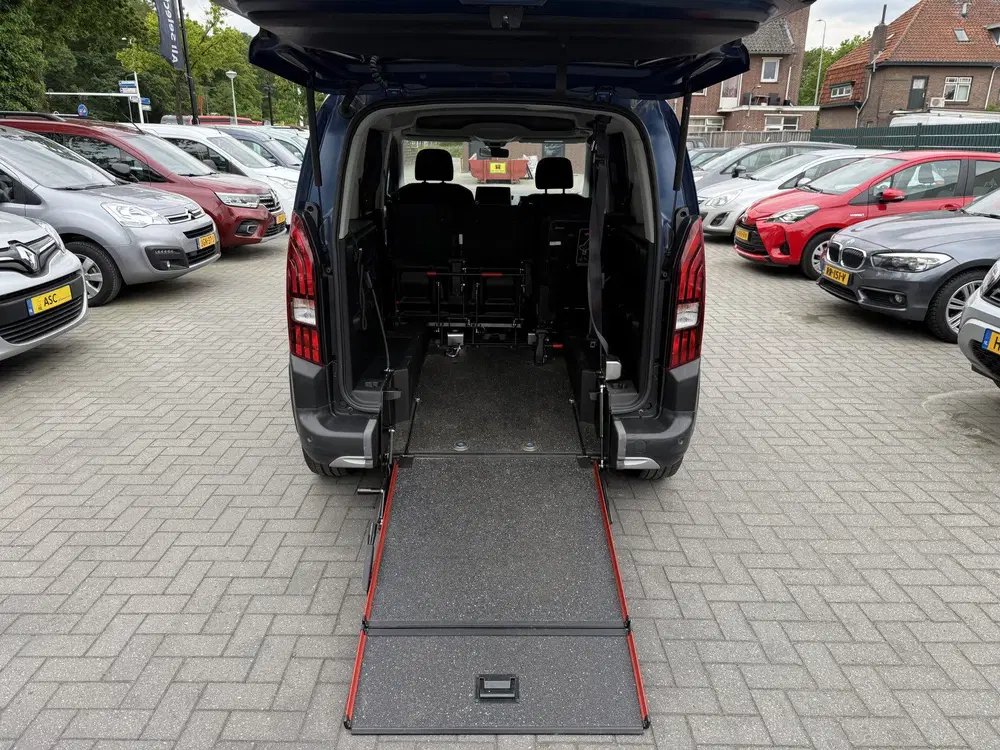 Peugeot Rifter Rolstoelauto 3+1 of 5+0 uit 2021, foto 14