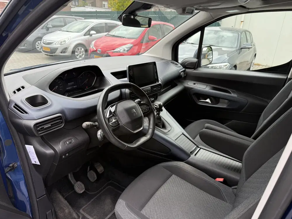 Peugeot Rifter Rolstoelauto 3+1 of 5+0 uit 2021, foto 17