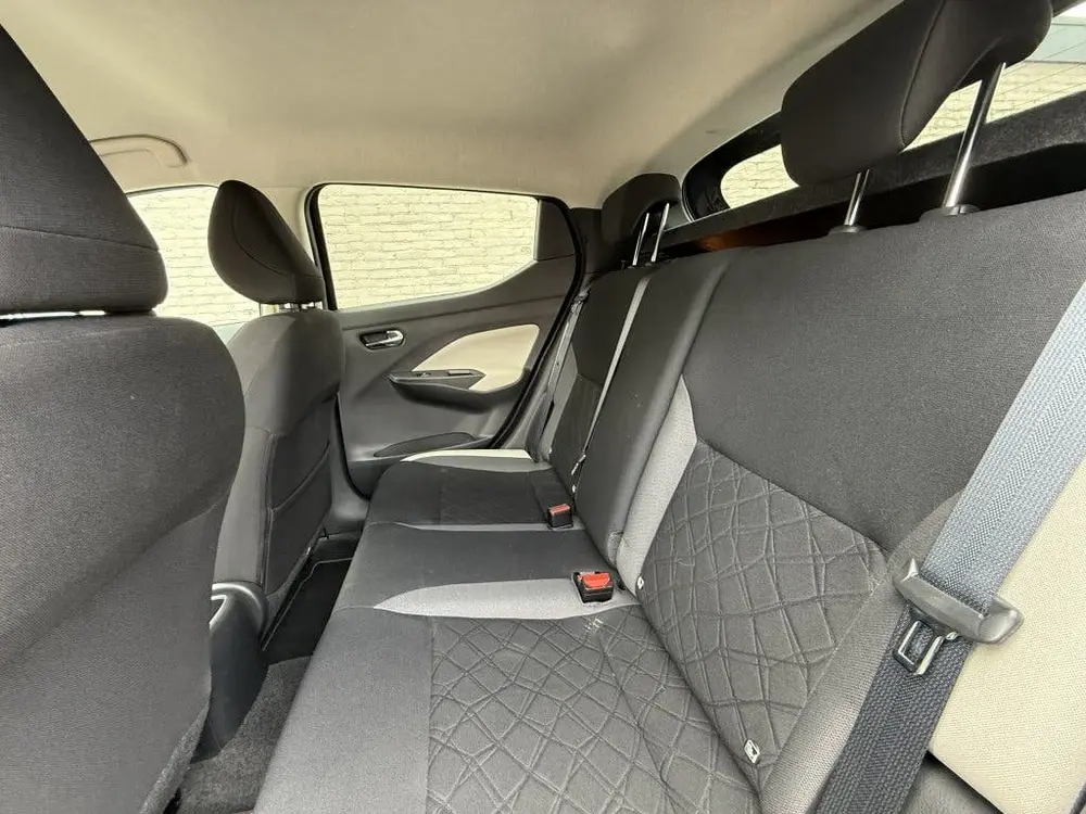 Nissan Micra 1.0 IG-T N-Connecta - Carplay - Camera uit 2019, foto 6
