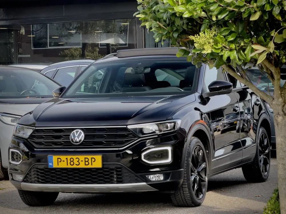 Volkswagen T-Roc 1.5 TSI AUT7 SPORT BLACK-EDITION PANODAK NA uit 2022, foto 10