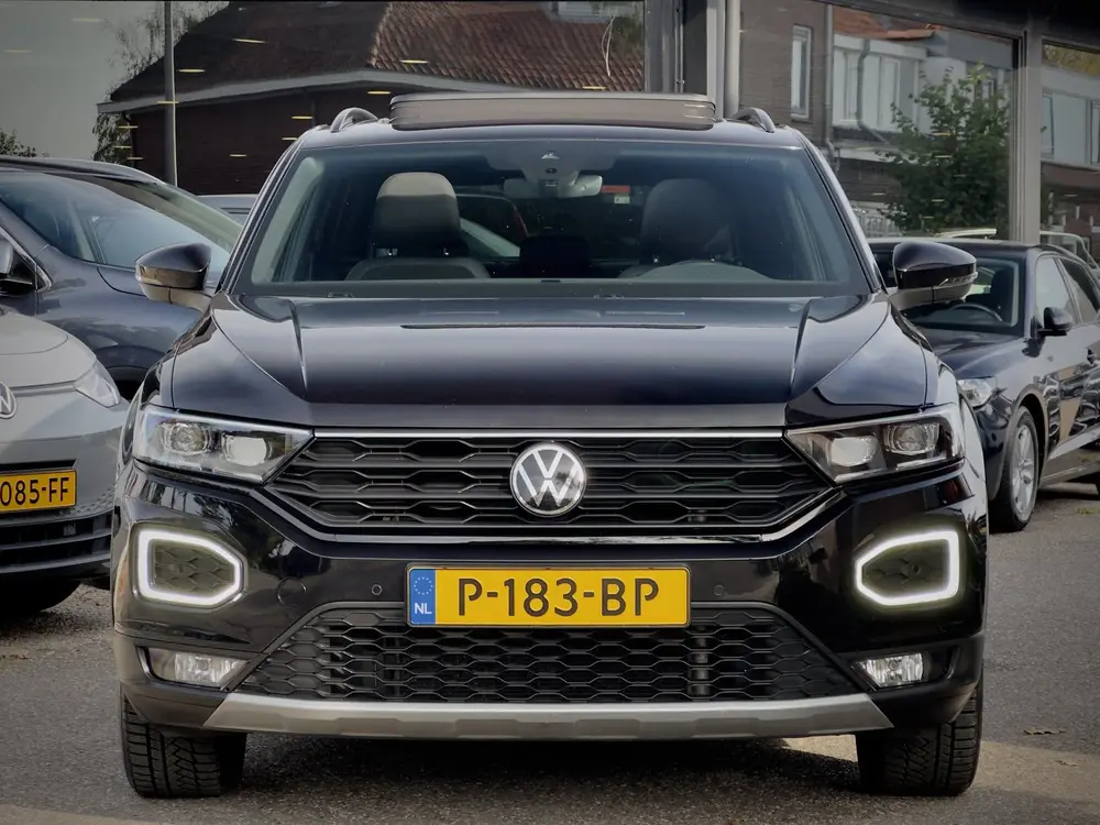 Volkswagen T-Roc 1.5 TSI AUT7 SPORT BLACK-EDITION PANODAK NA uit 2022, foto 6