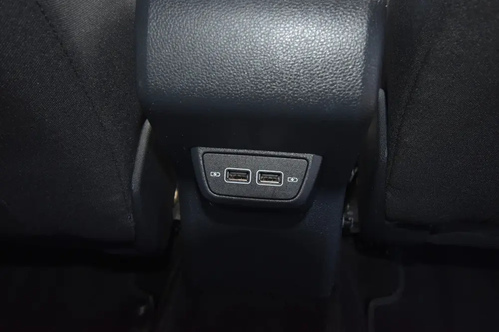 Volkswagen Polo 1.5 TSI Highline Business R-Line , VIRTUAL C uit 2020, foto 14