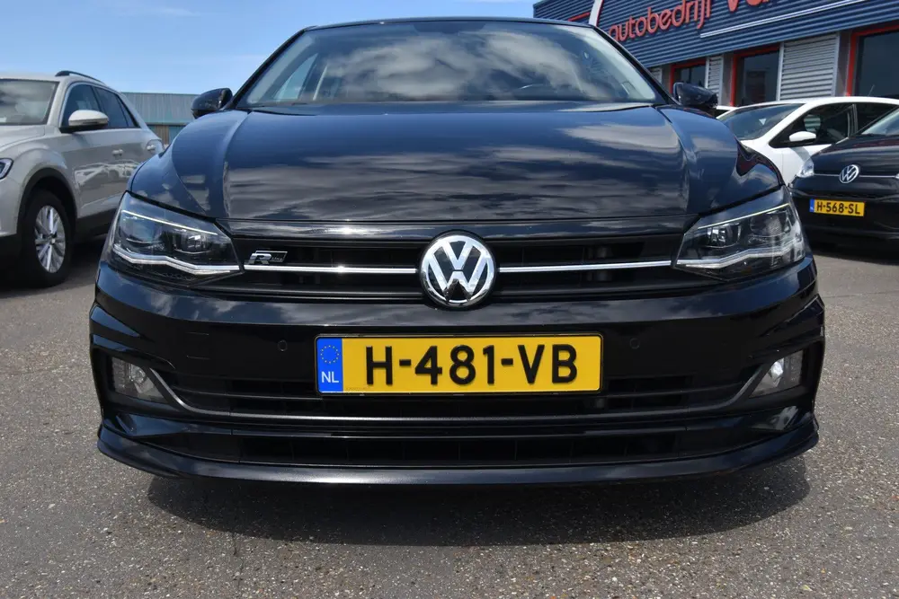 Volkswagen Polo 1.5 TSI Highline Business R-Line , VIRTUAL C uit 2020, foto 4