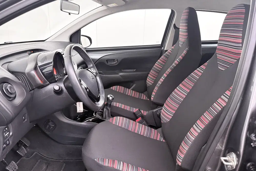 Citroën C1 1.0 VTi Shine Comfort Plus Climate Camera uit 2021, foto 10