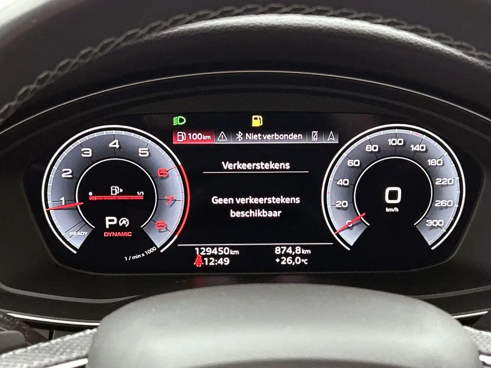 Audi A4 40 TFSI quattro S edition Competition uit 2022, foto 19