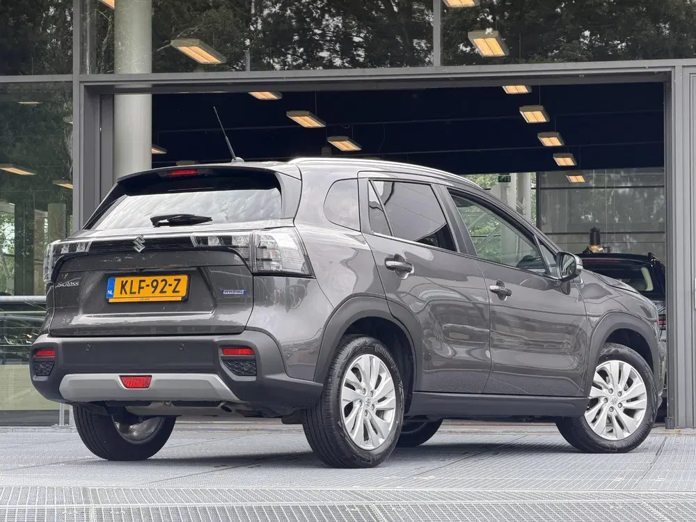 Suzuki S-Cross 1.4 Boosterjet Select Hybrid Automaat 110P uit 2025, foto 2