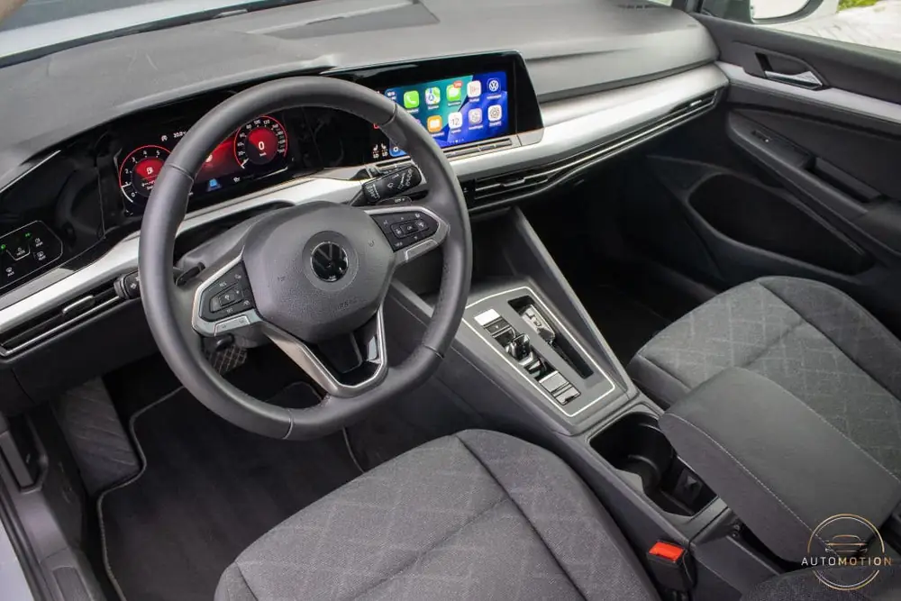 Volkswagen Golf 1.0 eTSI Life Harman Kardon Stoelverwarming uit 2020, foto 3