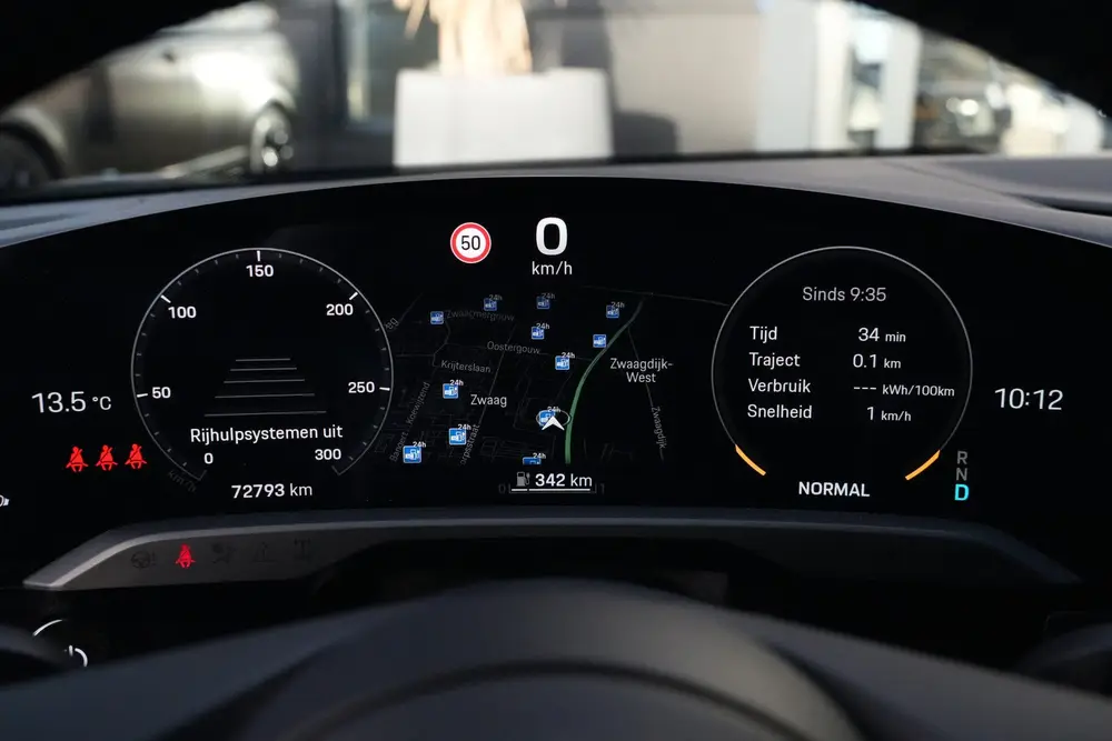 Porsche Taycan Turbo S uit 2020, foto 17