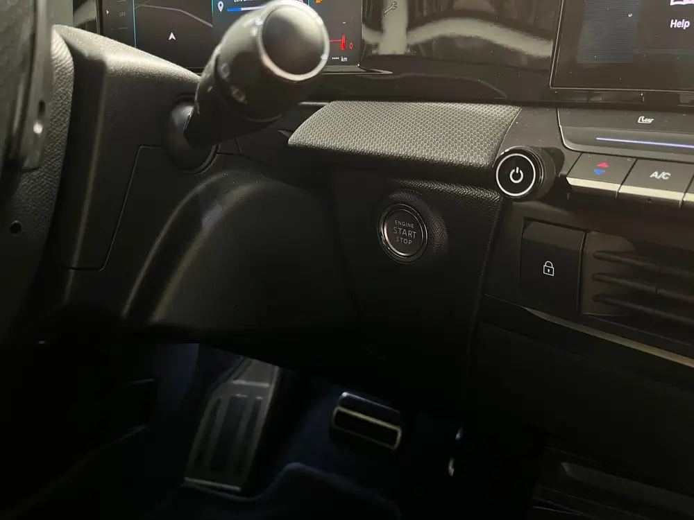 Opel Astra 1.6 Hybrid GS Line Ultimate uit 2022, foto 12