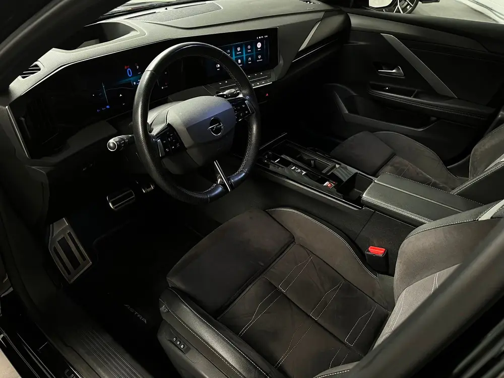 Opel Astra 1.6 Hybrid GS Line Ultimate uit 2022, foto 7