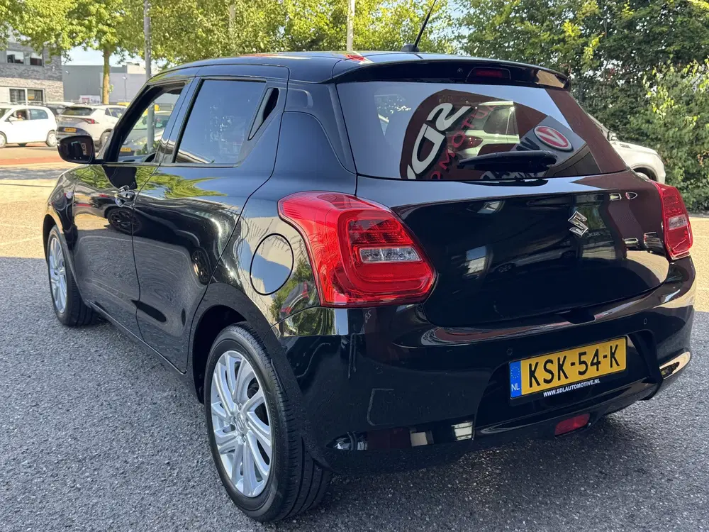 Suzuki Swift 1.2 Style Smart Hybrid uit 2021, foto 4