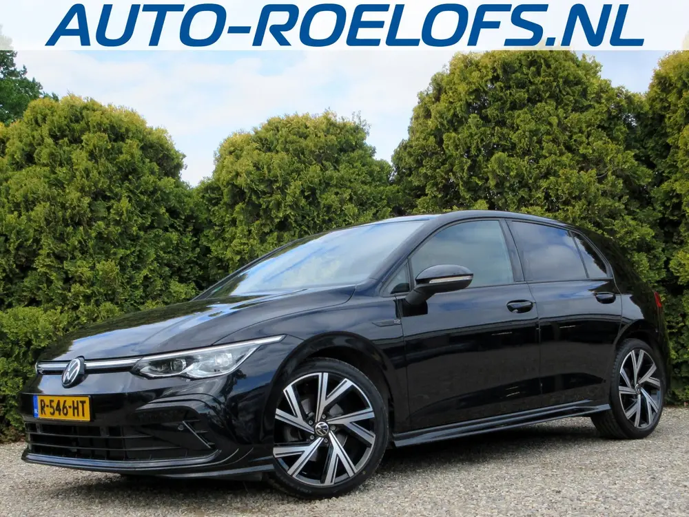 Volkswagen Golf 1.5 eTSI R-Line*Pano * Virt. cockpit * Sfeer uit 2022