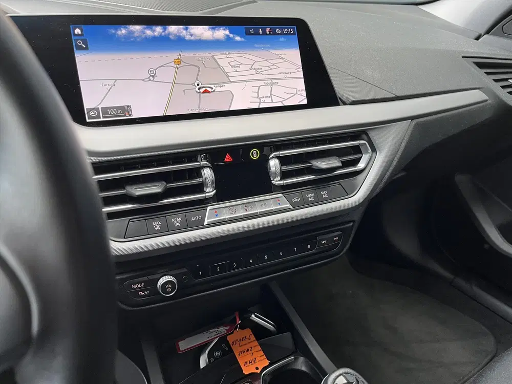 BMW 1-serie 118i 140 PK Executive Edition + NAVI + CLI uit 2020, foto 8