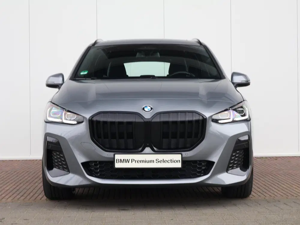 BMW 2-serie 218i uit 2022, foto 3