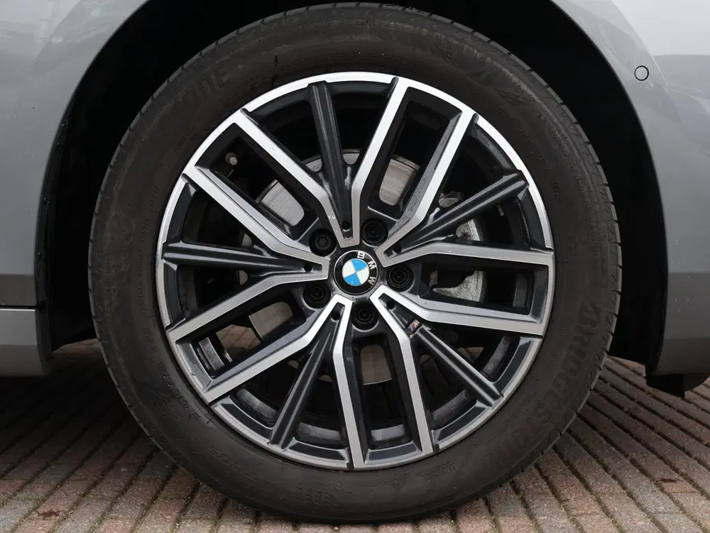 BMW 2-serie 218i uit 2022, foto 6