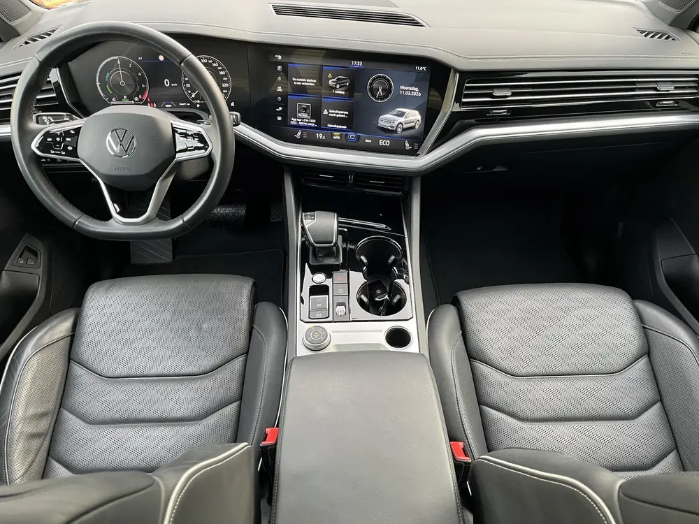 Volkswagen Touareg 3.0 TSI PHEV Elegance PANO LEER MEMORYSEA uit 2021, foto 5