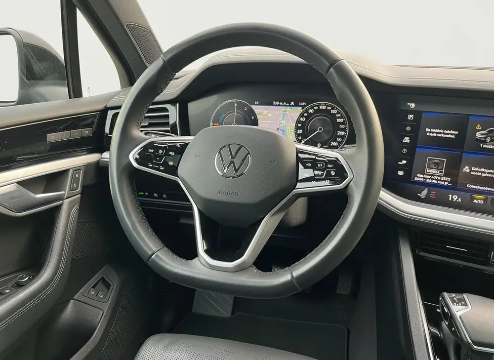 Volkswagen Touareg 3.0 TSI PHEV Elegance PANO LEER MEMORYSEA uit 2021, foto 6