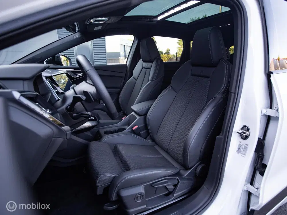 Audi Q4 e-tron 45 quattro S Edition 82 kWh uit 2025, foto 14