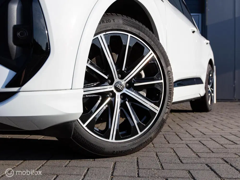 Audi Q4 e-tron 45 quattro S Edition 82 kWh uit 2025, foto 4