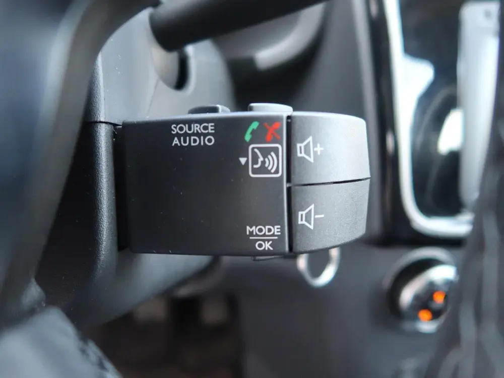 Dacia Sandero 0.9 TCe Tech Road NAVIGATIE|CAMERA|CARPLAY|CRU uit 2019, foto 14