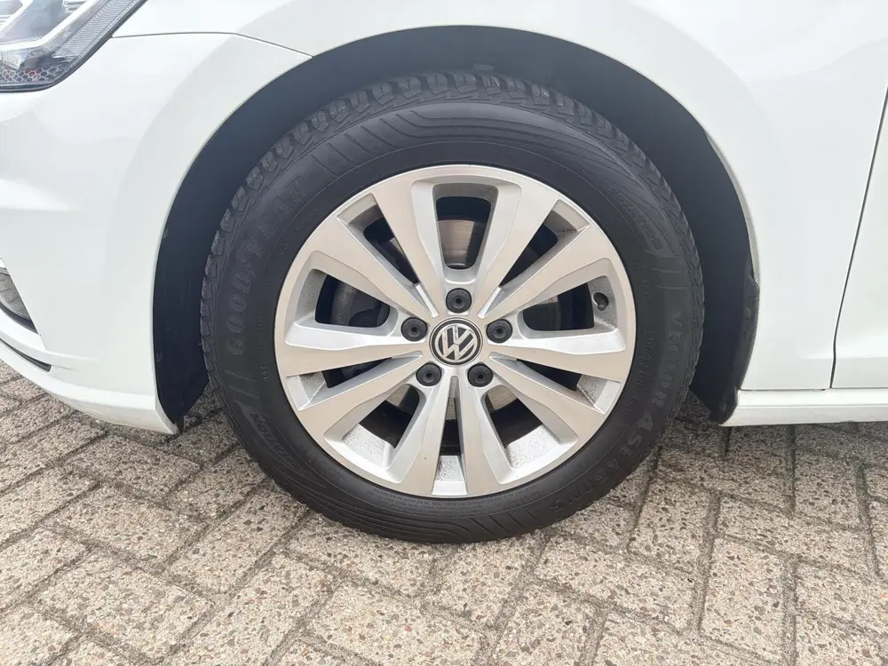 Volkswagen Golf 1.5 TSI Highline Pano dak uit 2019, foto 15