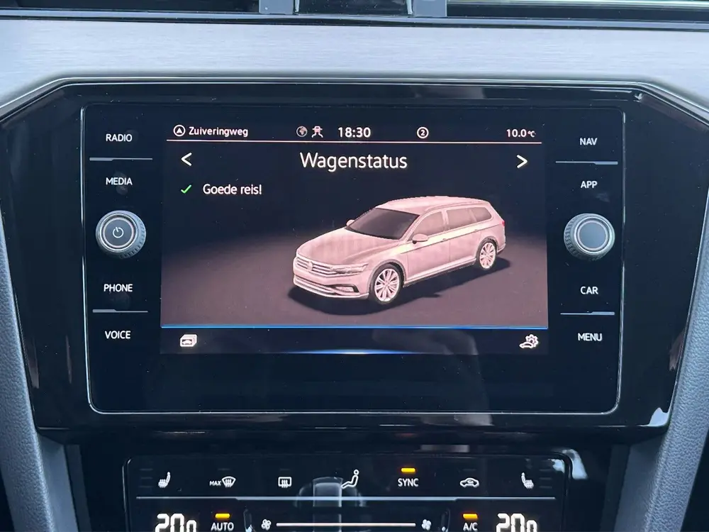 Volkswagen Passat Variant 1.5 TSI Business, Pilot assist, AC uit 2021, foto 20