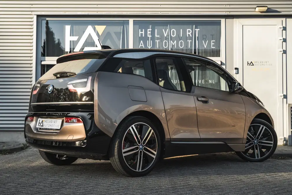 BMW i3 Executive Edition 120Ah 42 kWh uit 2019, foto 13