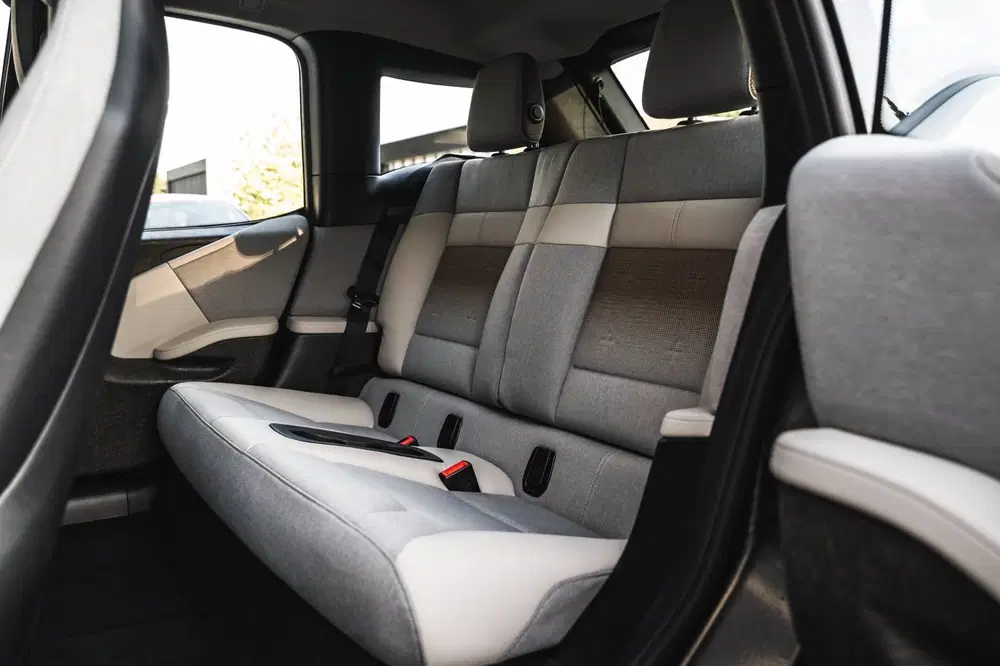 BMW i3 Executive Edition 120Ah 42 kWh uit 2019, foto 19