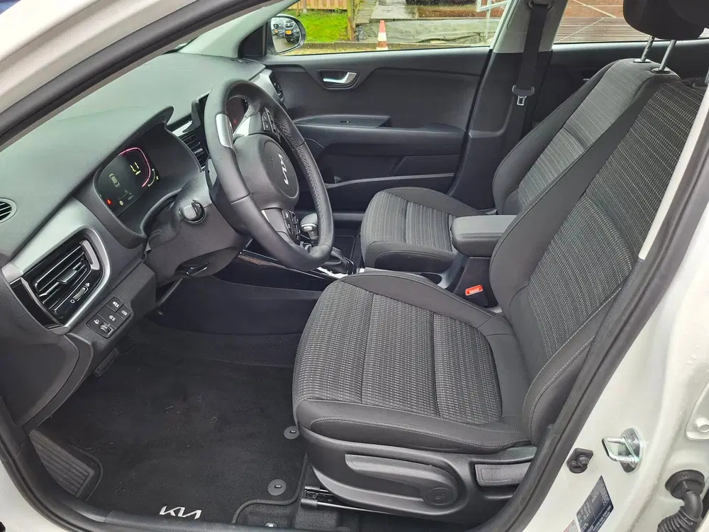Kia Stonic 1.0 T-GDi MHEV DynamicLine automaat uit 2025, foto 8