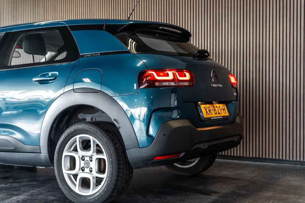 Citroën C4 Cactus Citroen C4 Cactus 1.2 PureTech Feel I CARP uit 2019, foto 9