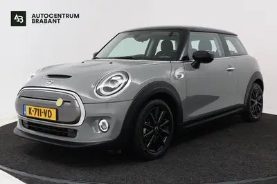 Mini Electric Essential 33 kWh (SOH 100% uit 2021