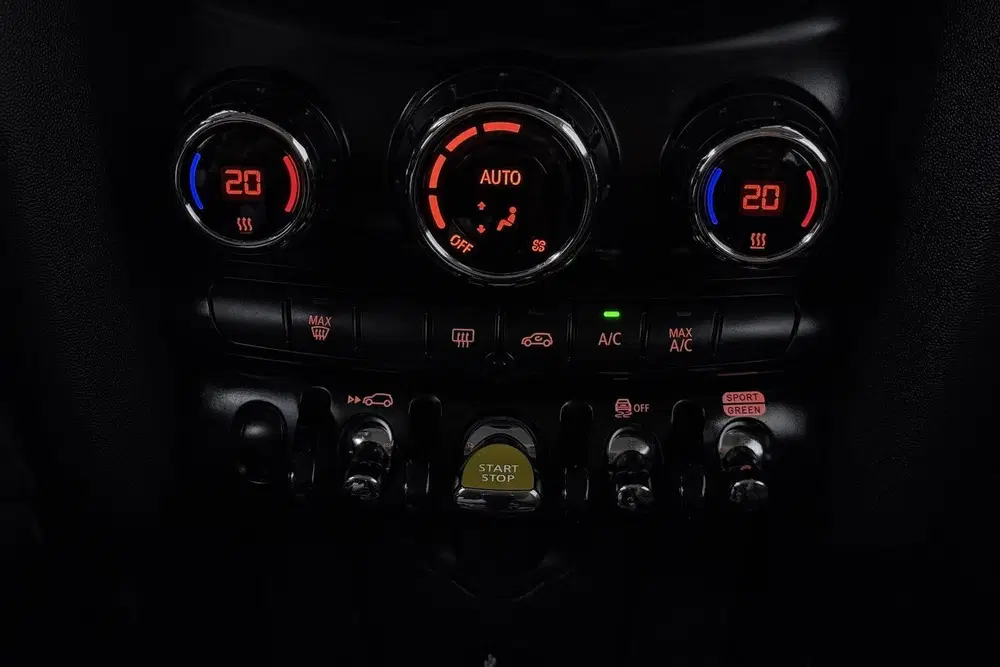 Mini Electric Essential 33 kWh (SOH 100% uit 2021, foto 14