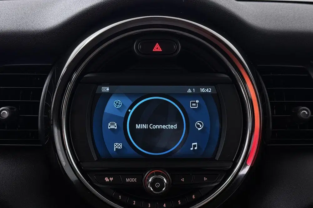 Mini Electric Essential 33 kWh (SOH 100% uit 2021, foto 17