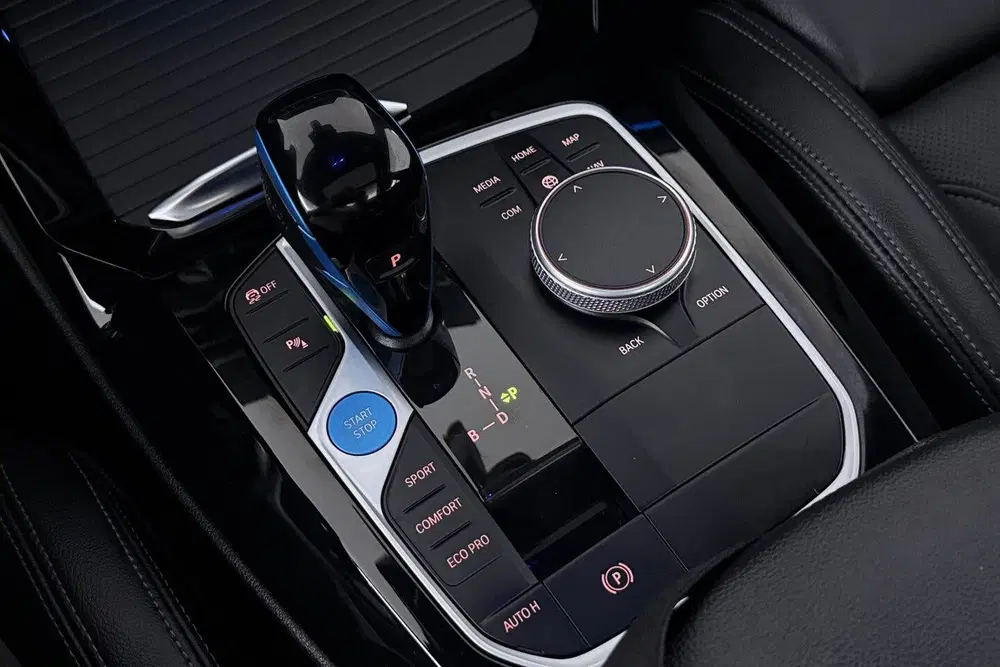 BMW iX3 Executive 80 kWh SOH 100% (PANORAMADAK uit 2022, foto 16
