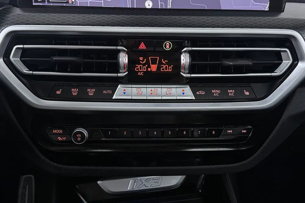 BMW iX3 Executive 80 kWh SOH 100% (PANORAMADAK uit 2022, foto 19