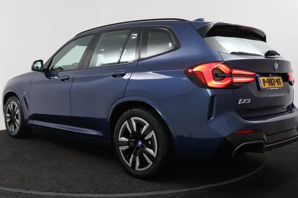 BMW iX3 Executive 80 kWh SOH 100% (PANORAMADAK uit 2022, foto 5