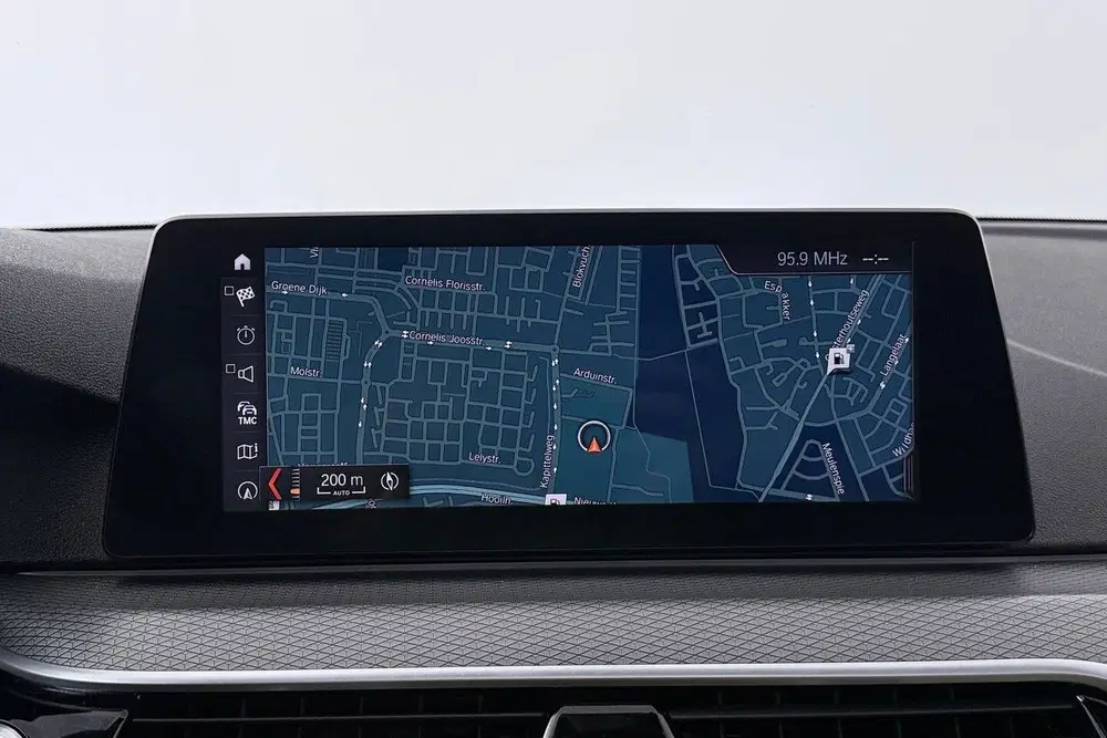 BMW 5-serie 5 Serie Touring 540i xDrive High Executive uit 2019, foto 7