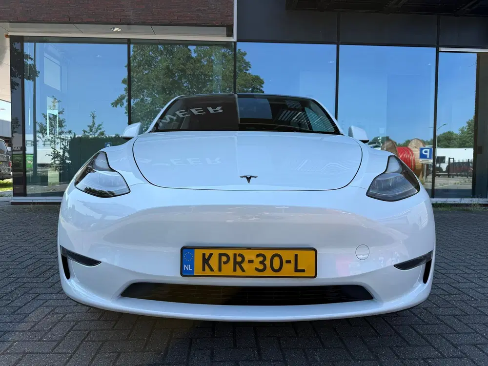 Tesla Model Y Long Range AWD 75 kWh uit 2023, foto 15