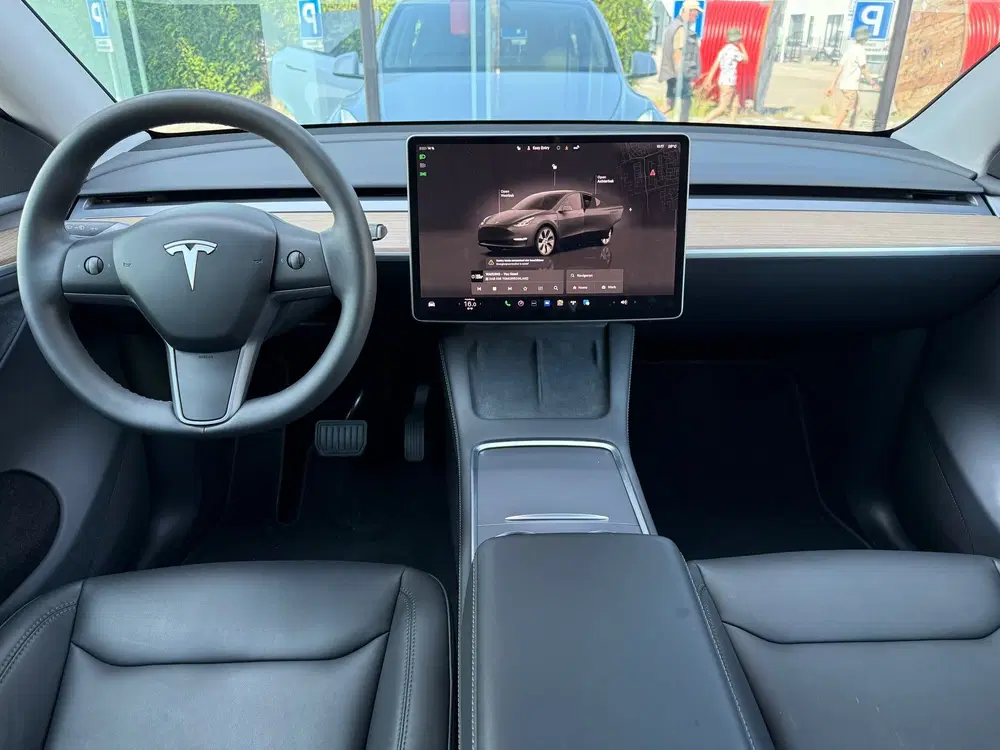 Tesla Model Y Long Range AWD 75 kWh uit 2023, foto 6