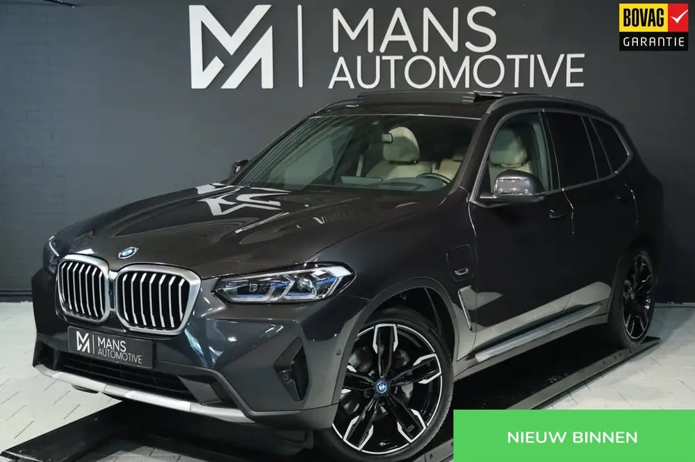 BMW X3 XDrive30e / PANO / LASER / HUD / MEMORY / 360 / KEYLE uit 2021
