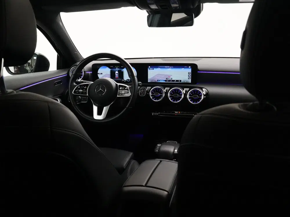 Mercedes-Benz A-Klasse 180 AUT. + PANORAMA SCHUIFDAK uit 2021, foto 18