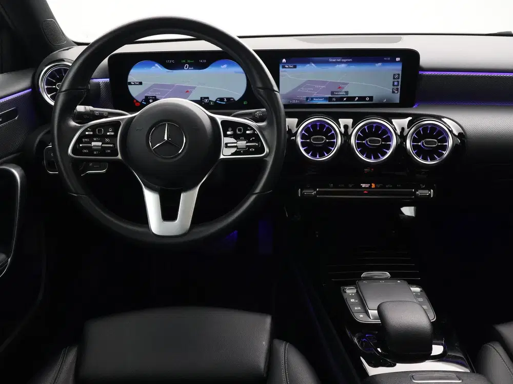 Mercedes-Benz A-Klasse 180 AUT. + PANORAMA SCHUIFDAK uit 2021, foto 3
