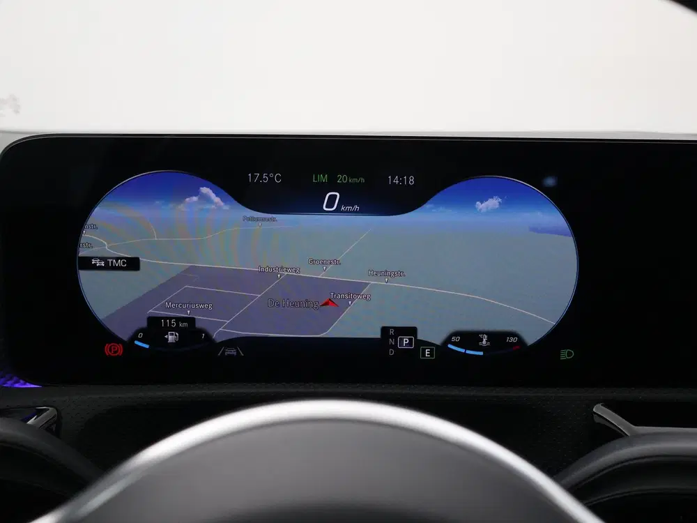 Mercedes-Benz A-Klasse 180 AUT. + PANORAMA SCHUIFDAK uit 2021, foto 7