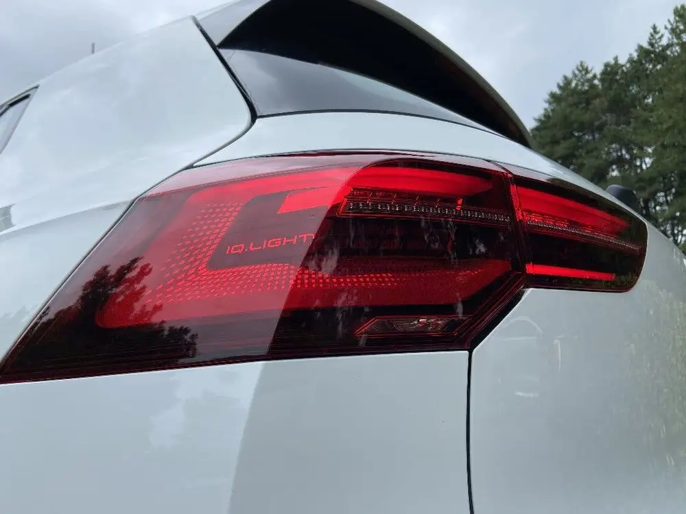 Volkswagen Golf 1.4 Ehybrid 204pk DSG 2022 Wit uit 2022, foto 2
