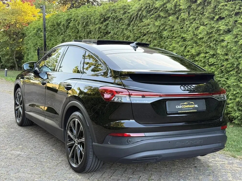 Audi Q4 e-tron Q4 Sportback uit 2022, foto 15