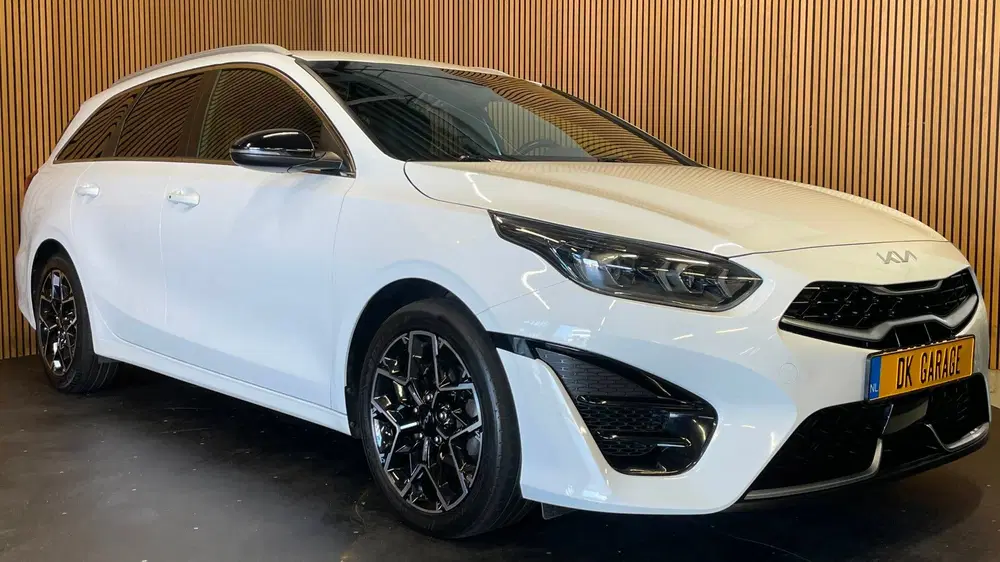 Kia Ceed 1.5 T-GDi GT-Line uit 2022, foto 18