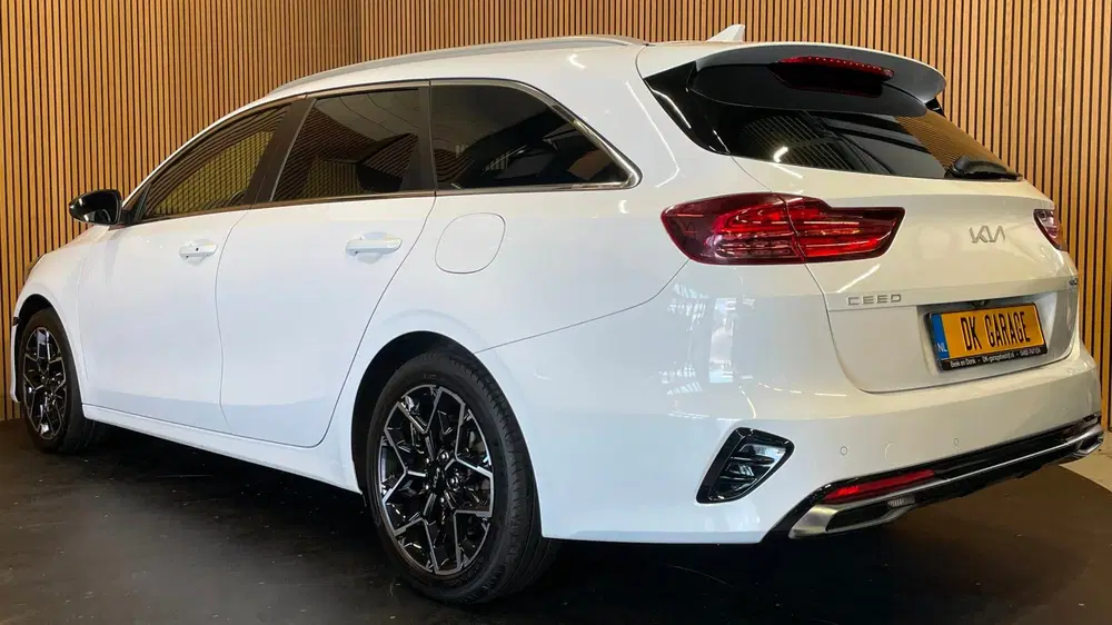 Kia Ceed 1.5 T-GDi GT-Line uit 2022, foto 19