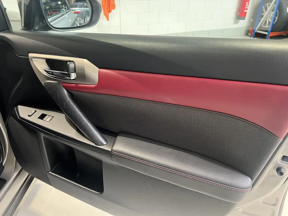 Lexus CT 200h Hybrid 136pk E-CVT Ultimate Edition,1e eig, NW uit 2021, foto 15